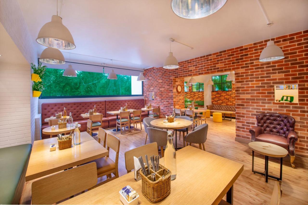 Bloomrooms @ Janpath Neu-Delhi Exterior foto